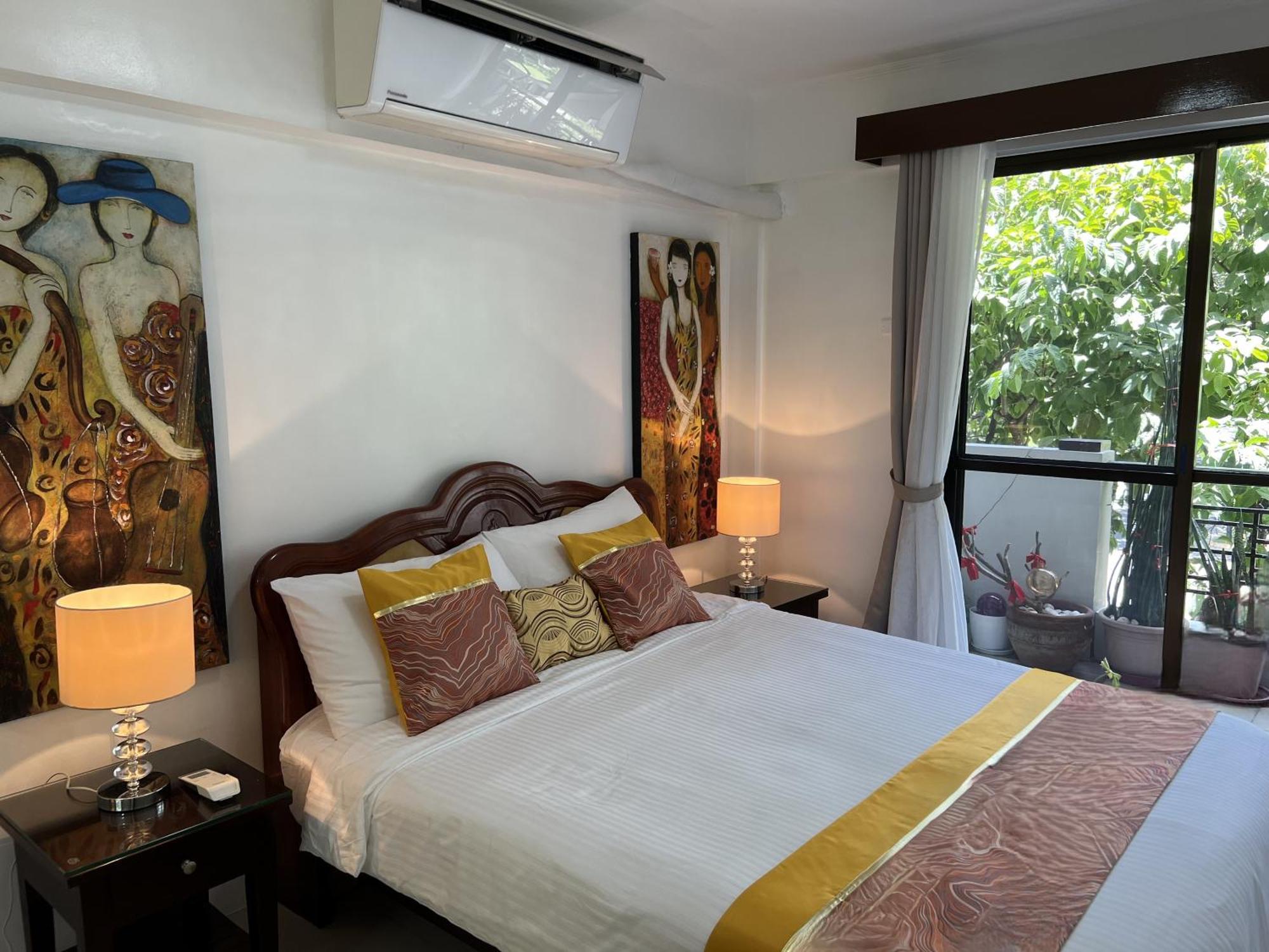 Stunning 2Br Apt, 65 Sq M Netflix At Rosewood Pointe Residences Near Bgc Manila Exterior foto
