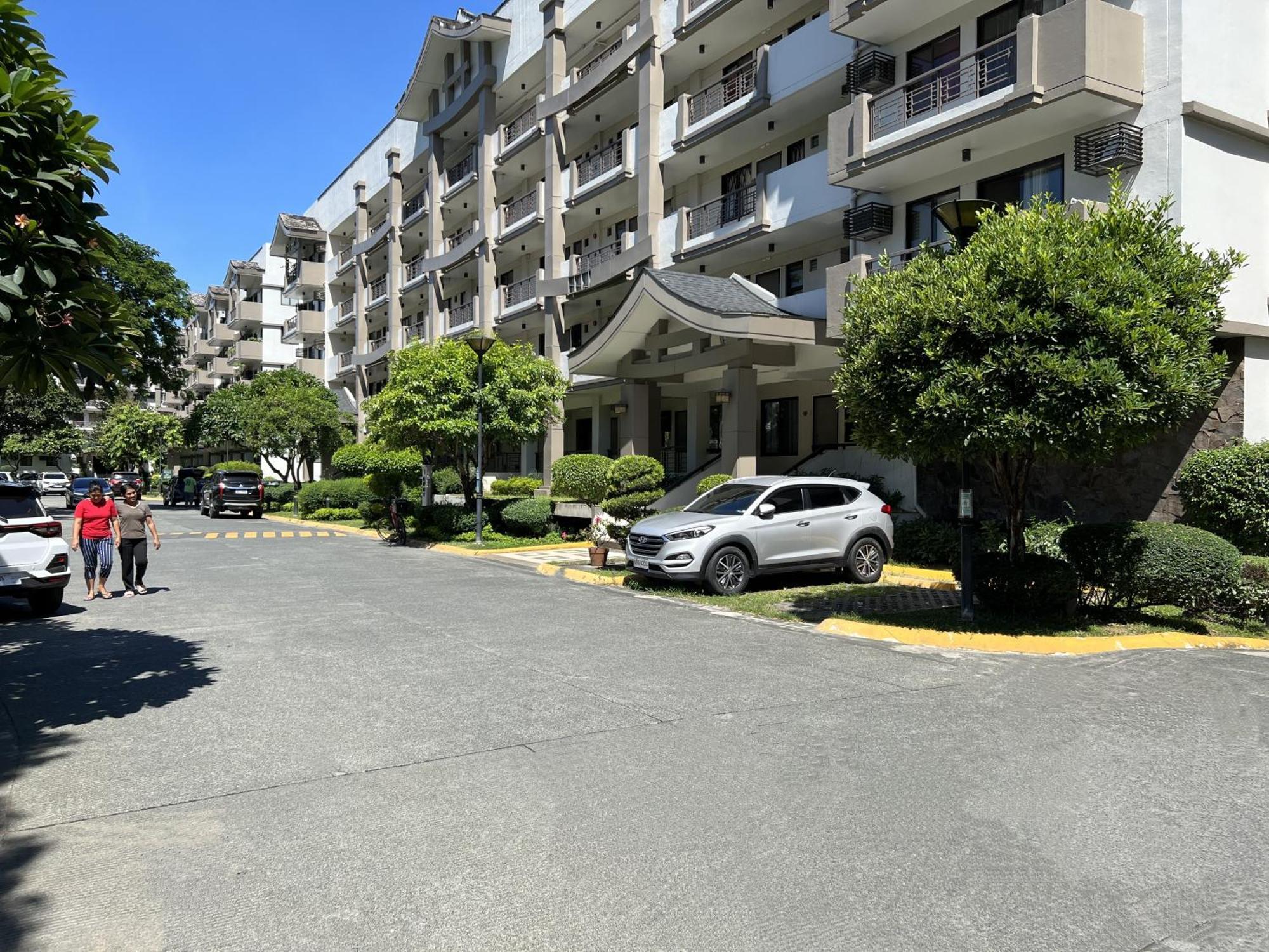 Stunning 2Br Apt, 65 Sq M Netflix At Rosewood Pointe Residences Near Bgc Manila Exterior foto
